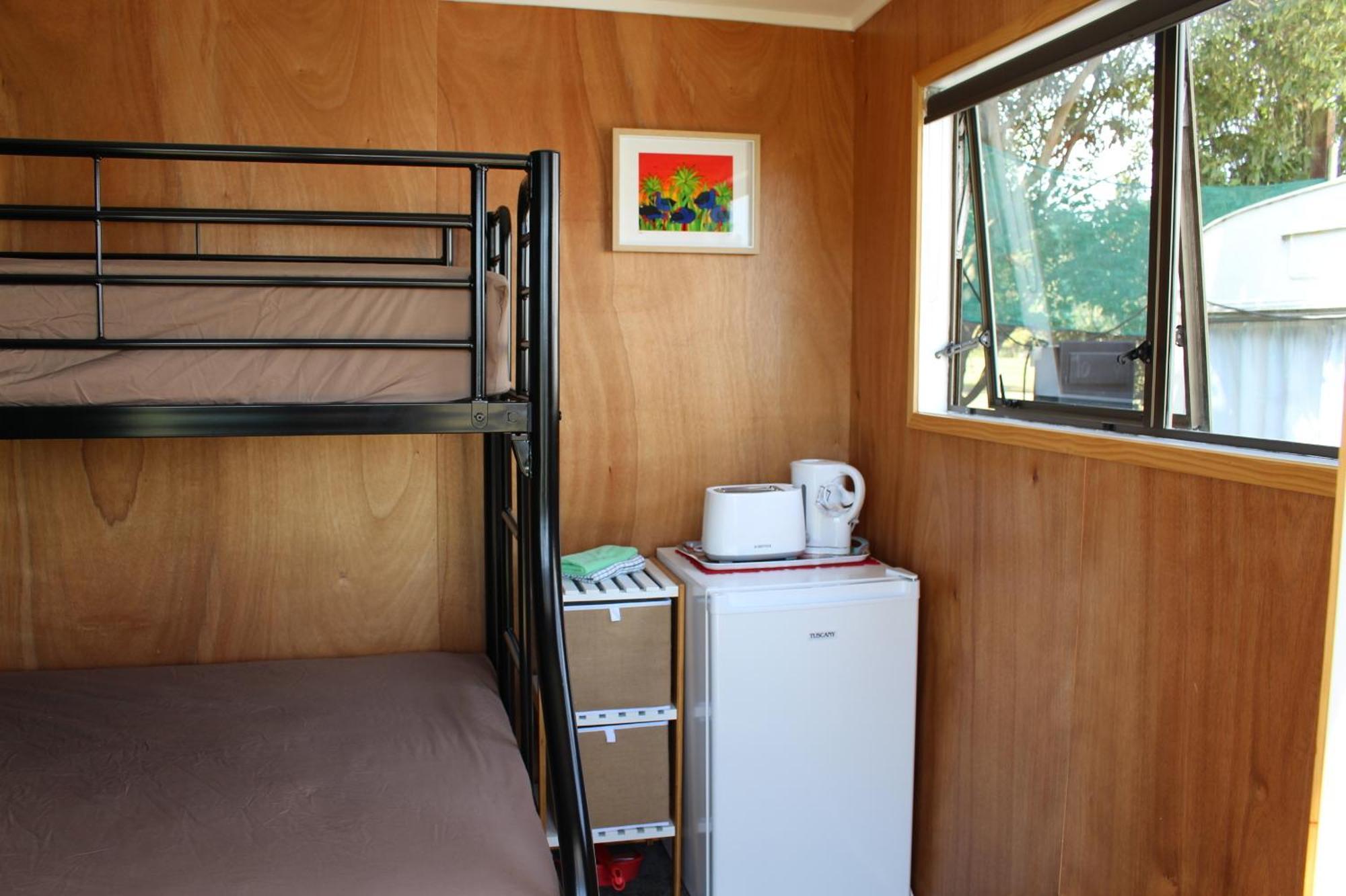 Urenui Beach Camp エクステリア 写真